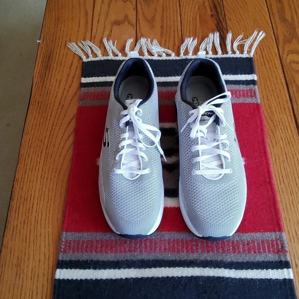 Men's Skechers ๐๐๐งก๐ New, No Box, Gray. Air Cooled Memory Foam. Size 12 - Picture 1 of 3